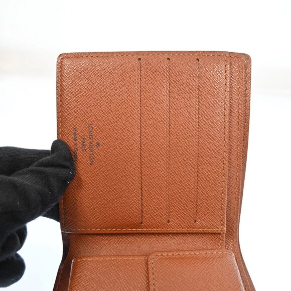 Authentic LOUIS VUITTON Monogram Marco Leather Wallet bsj238-121125 - Picture 9 of 16